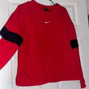Medium Nike sweater, not too thick